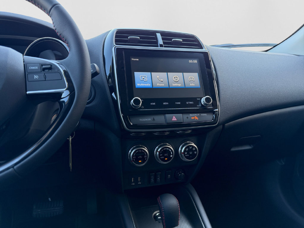 New 2027 Mitsubishi Outlander Sport LE AWD/4WD image 11