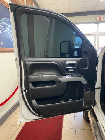 Used 2015 Chevrolet Silverado 2500 LTZ w/ Duramax Plus Package image 10