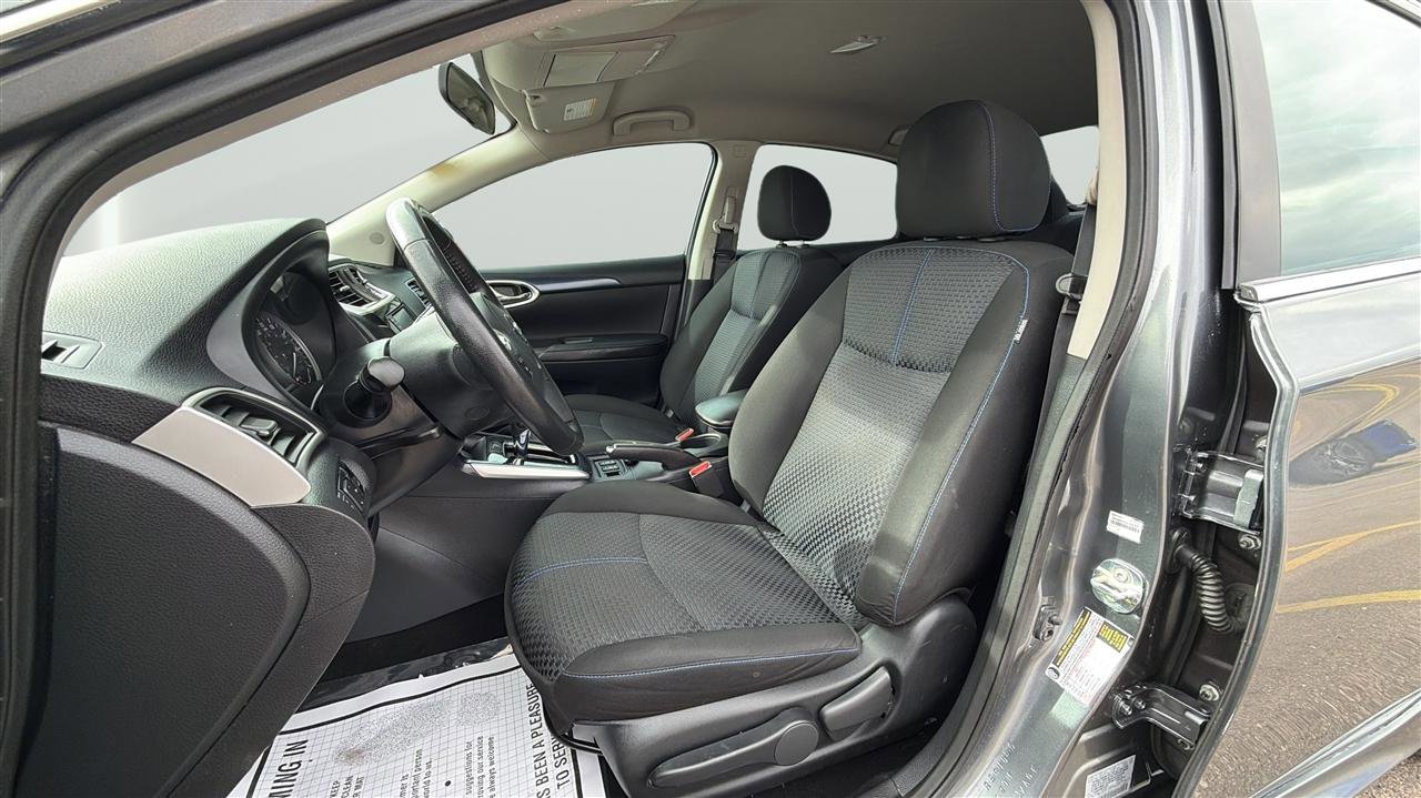 Used 2019 Nissan Sentra SR FWD image 27