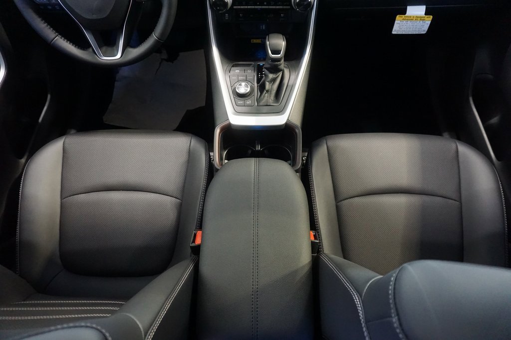 New 2025 Toyota RAV4 Limited image 33