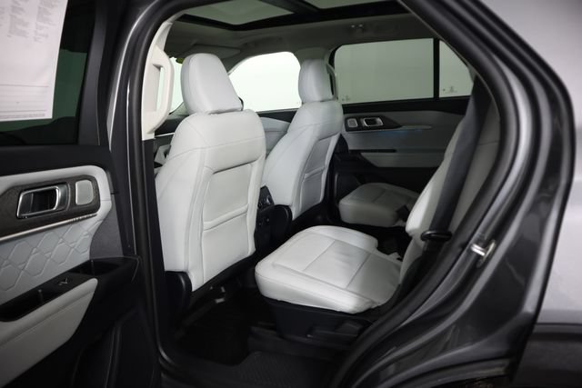 Used 2025 Ford Explorer Platinum w/ Ultimate Package AWD/4WD image 56