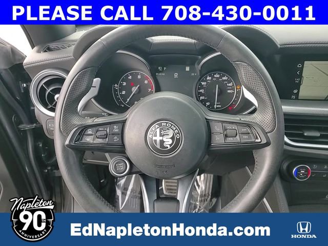Used 2022 Alfa Romeo Stelvio Veloce image 16