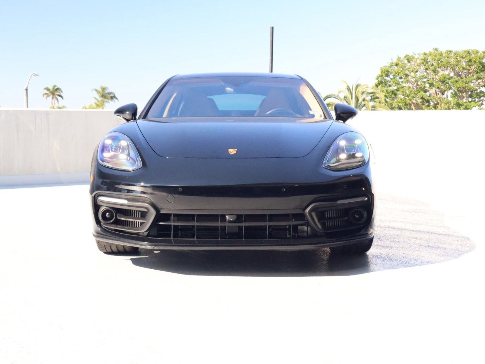 Certified 2023 Porsche Panamera image 6