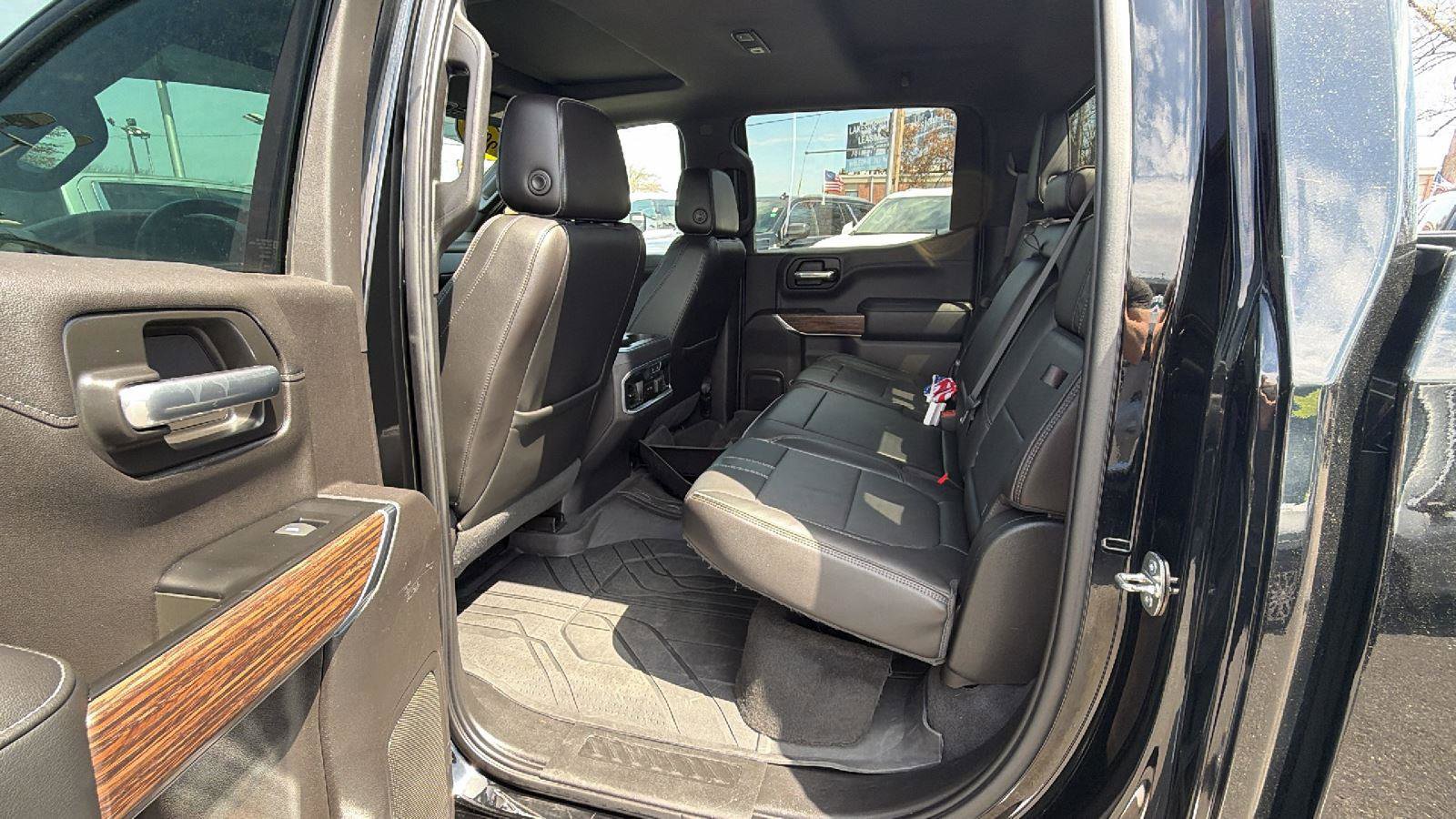 Used 2019 Chevrolet Silverado 1500 High Country AWD/4WD image 37