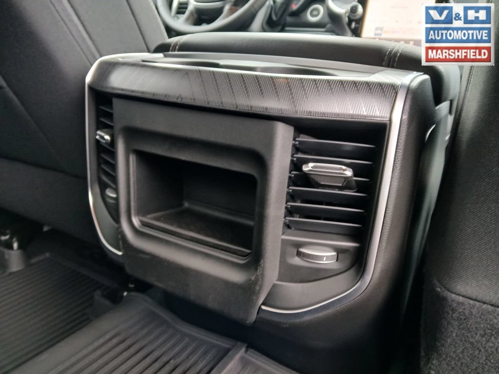 New 2026 RAM 2500 Big Horn AWD/4WD image 28