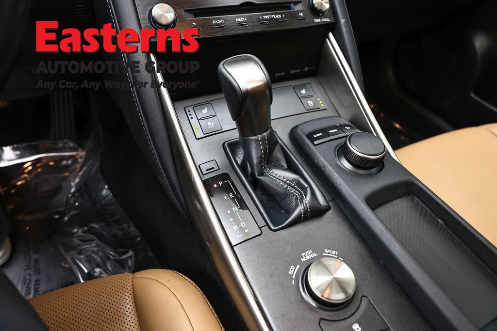 Used 2018 Lexus IS 300 AWD w/ Comfort Package image 13