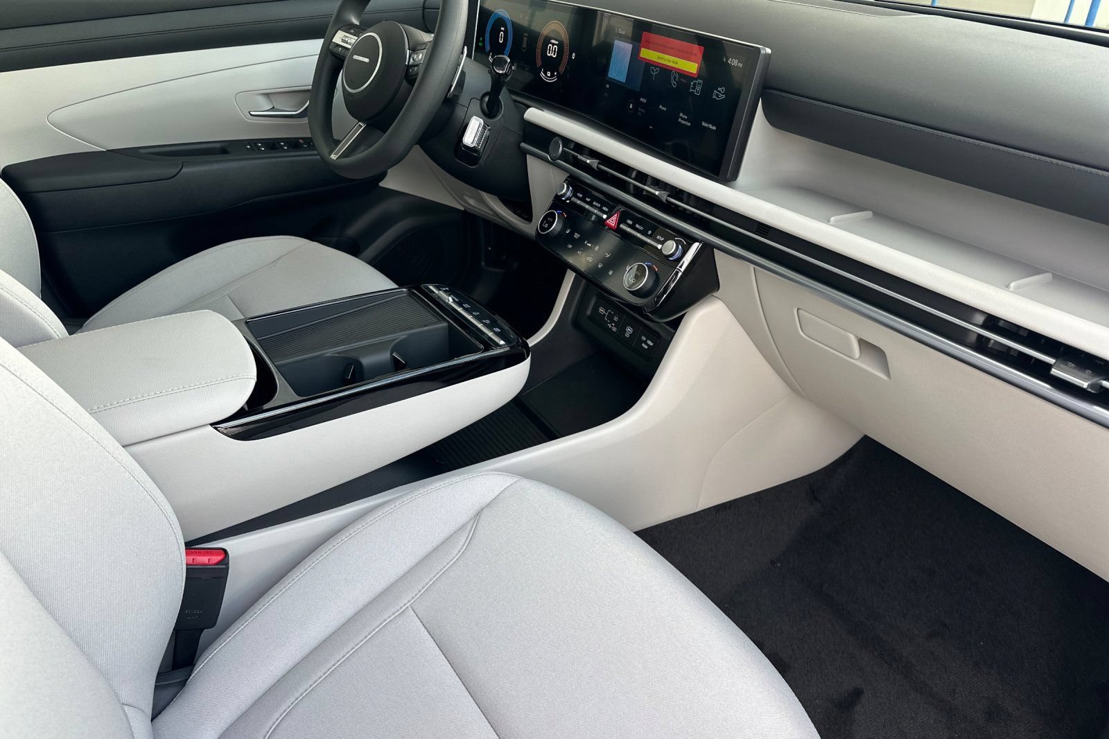 New 2026 Hyundai Tucson SEL AWD/4WD image 16