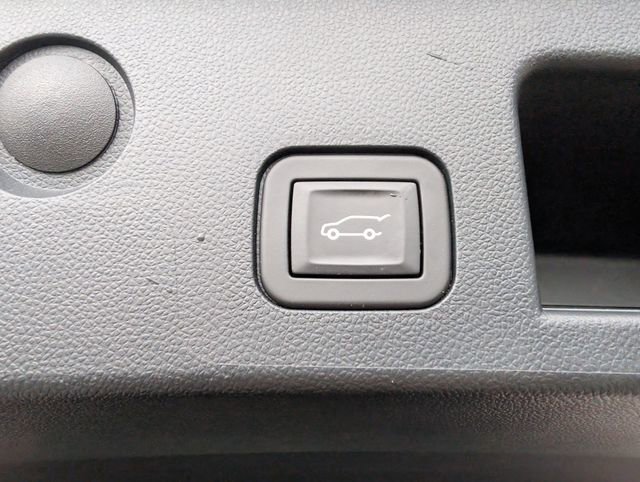 Used 2025 Chevrolet Equinox RS w/ Safety and Technology Package image 20