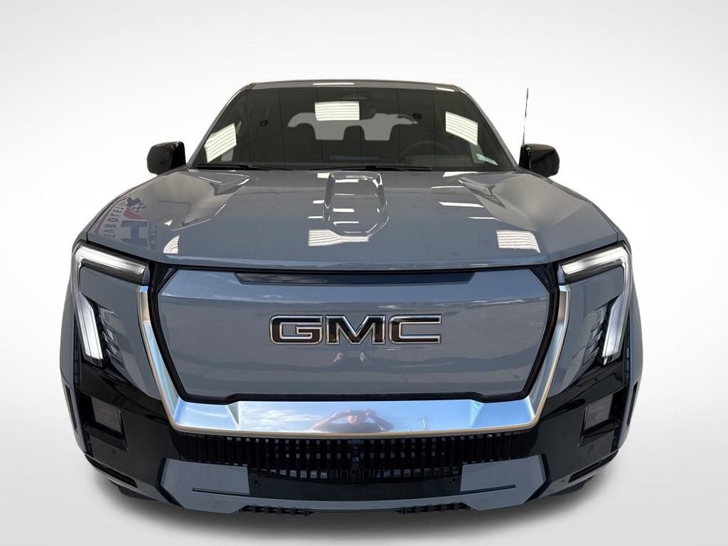 New 2025 GMC Sierra EV Denali video 2