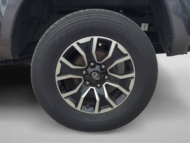 Certified 2021 Toyota Tacoma TRD Sport AWD/4WD image 6