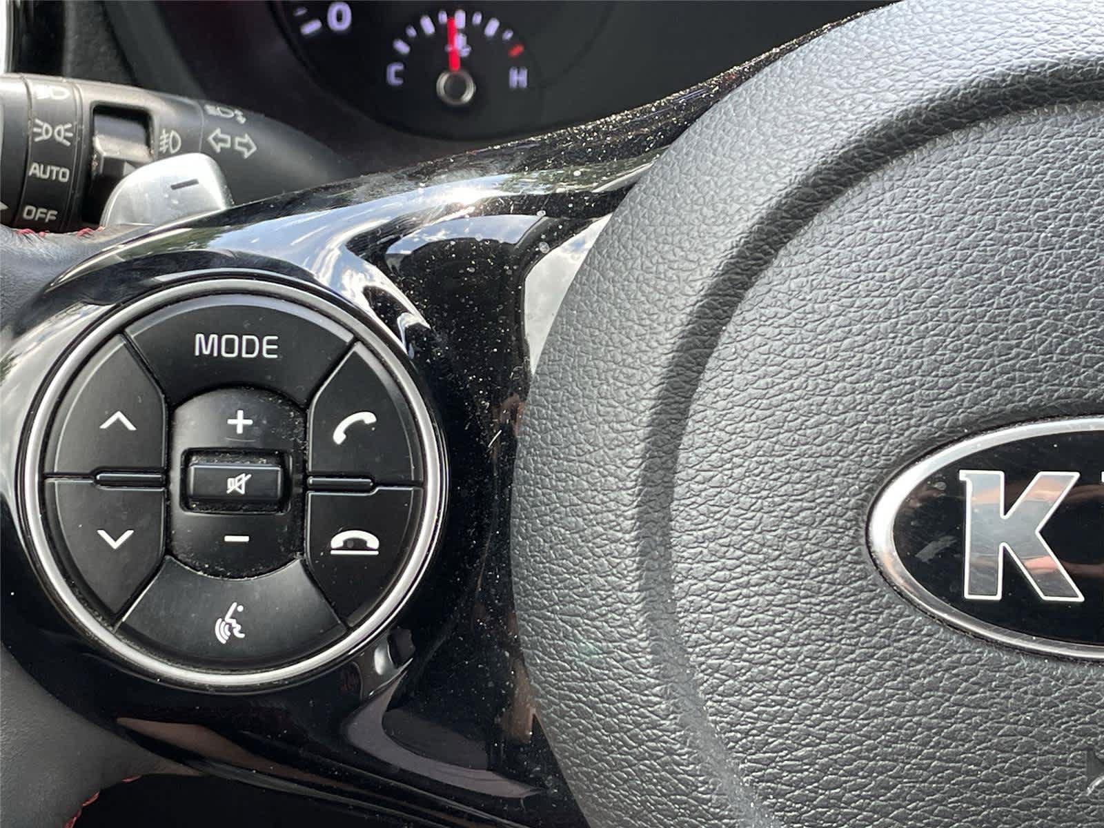 Used 2020 Kia Soul GT-Line Turbo FWD image 29