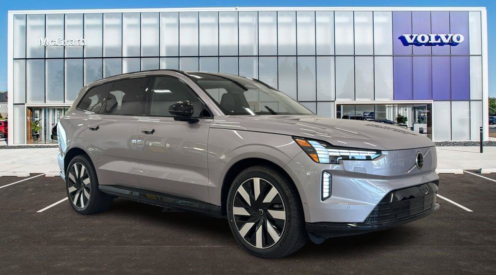 New 2026 Volvo EX90 Ultra