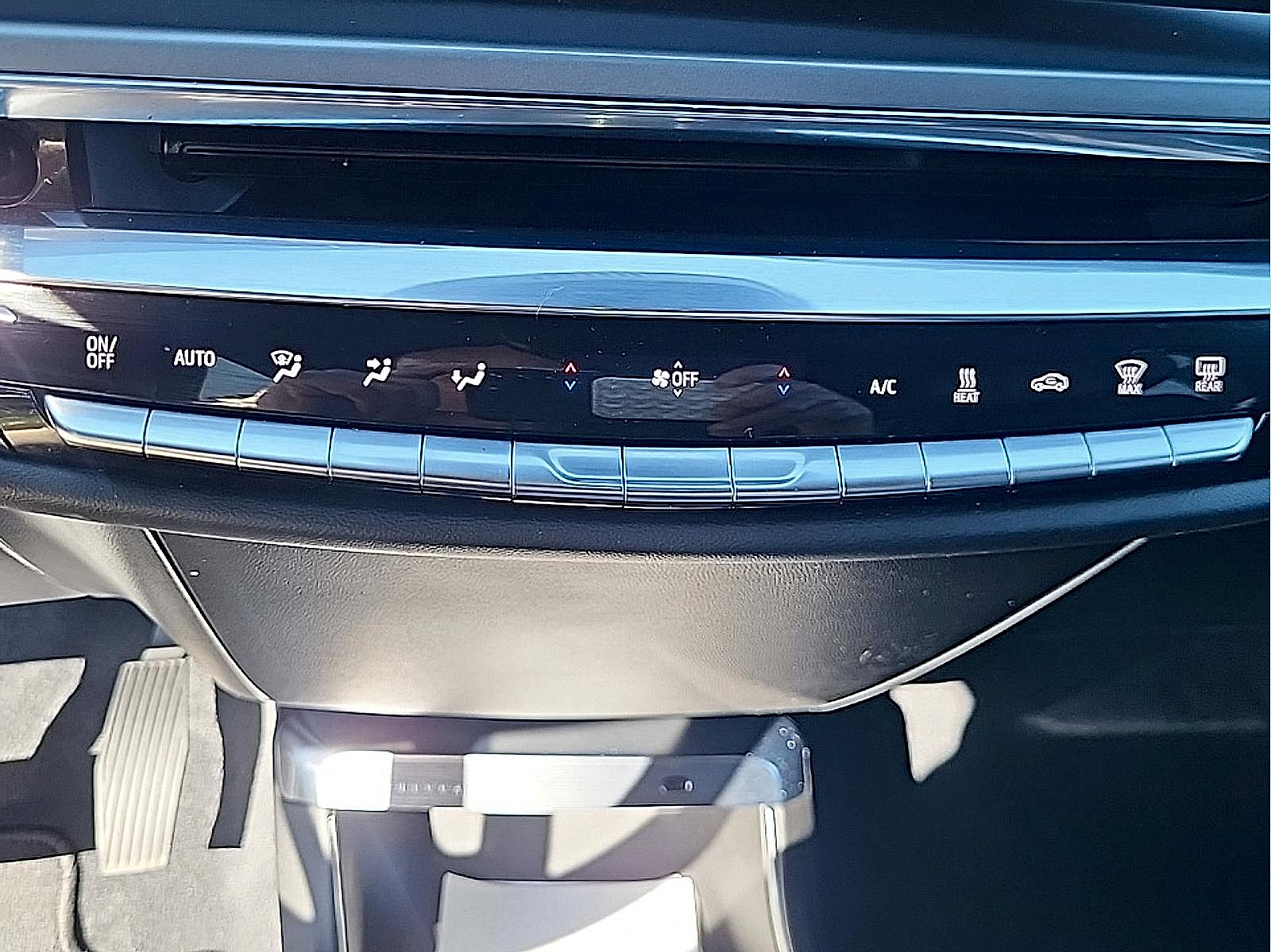 Certified 2024 Cadillac Lyriq Tech AWD/4WD image 26