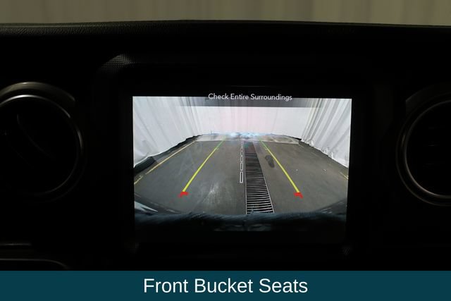 Used 2020 Jeep Wrangler Unlimited Sahara w/ Uconnect 4C Nav & Sound Group AWD/4WD image 22