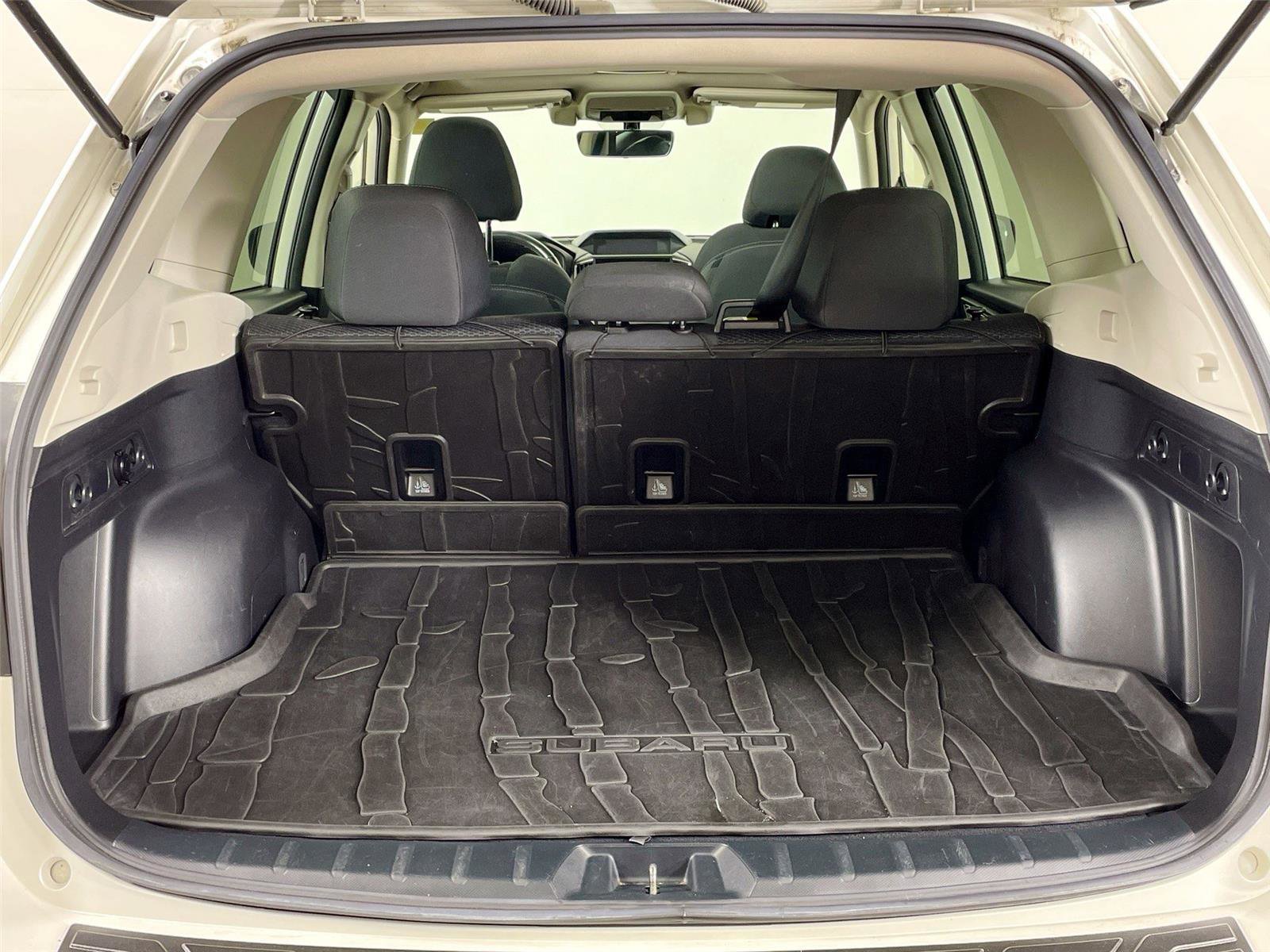 Used 2019 Subaru Forester Premium AWD/4WD image 25