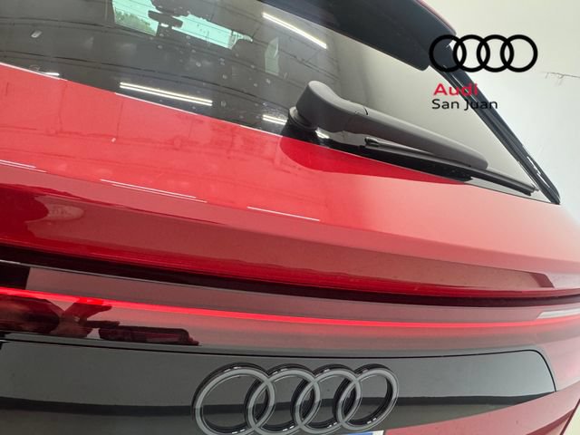 New 2026 Audi SQ8 Premium Plus AWD/4WD image 11