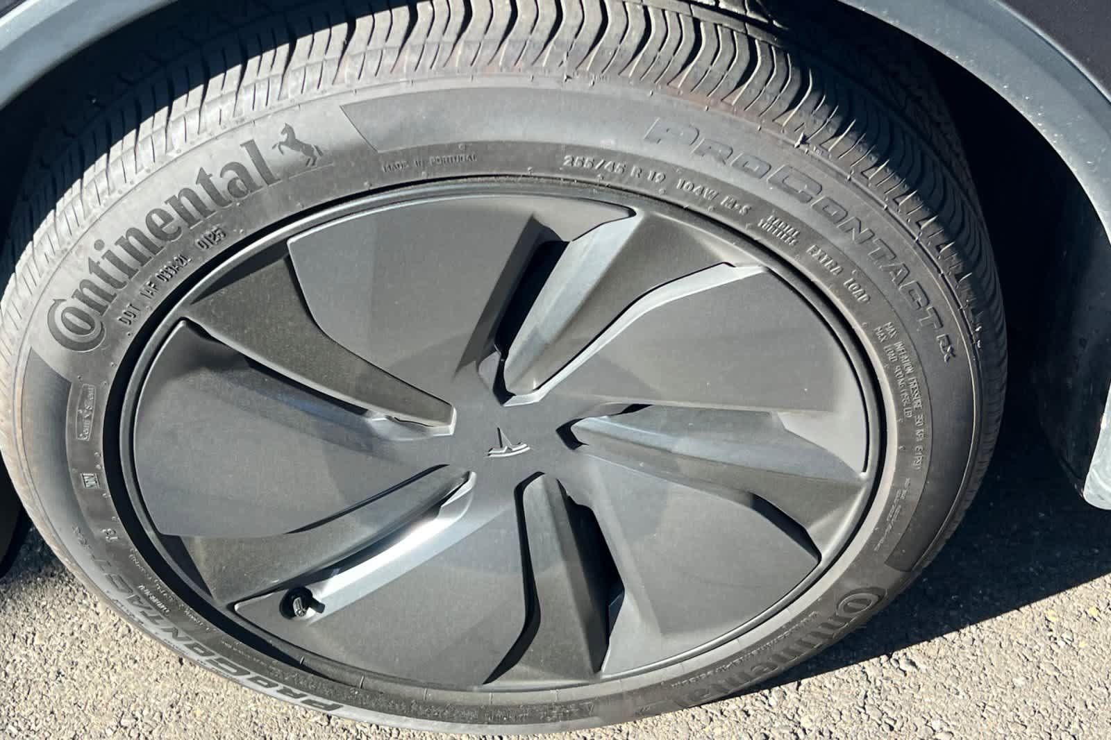 Used 2026 Tesla Model Y AWD image 10