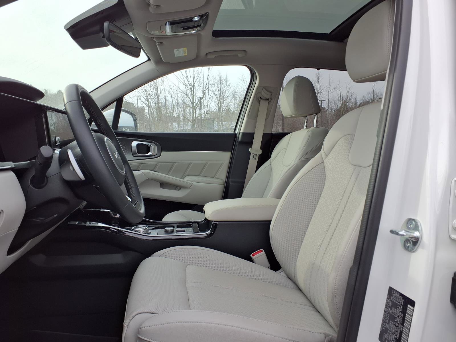 Used 2024 Kia Sorento SX Prestige image 6