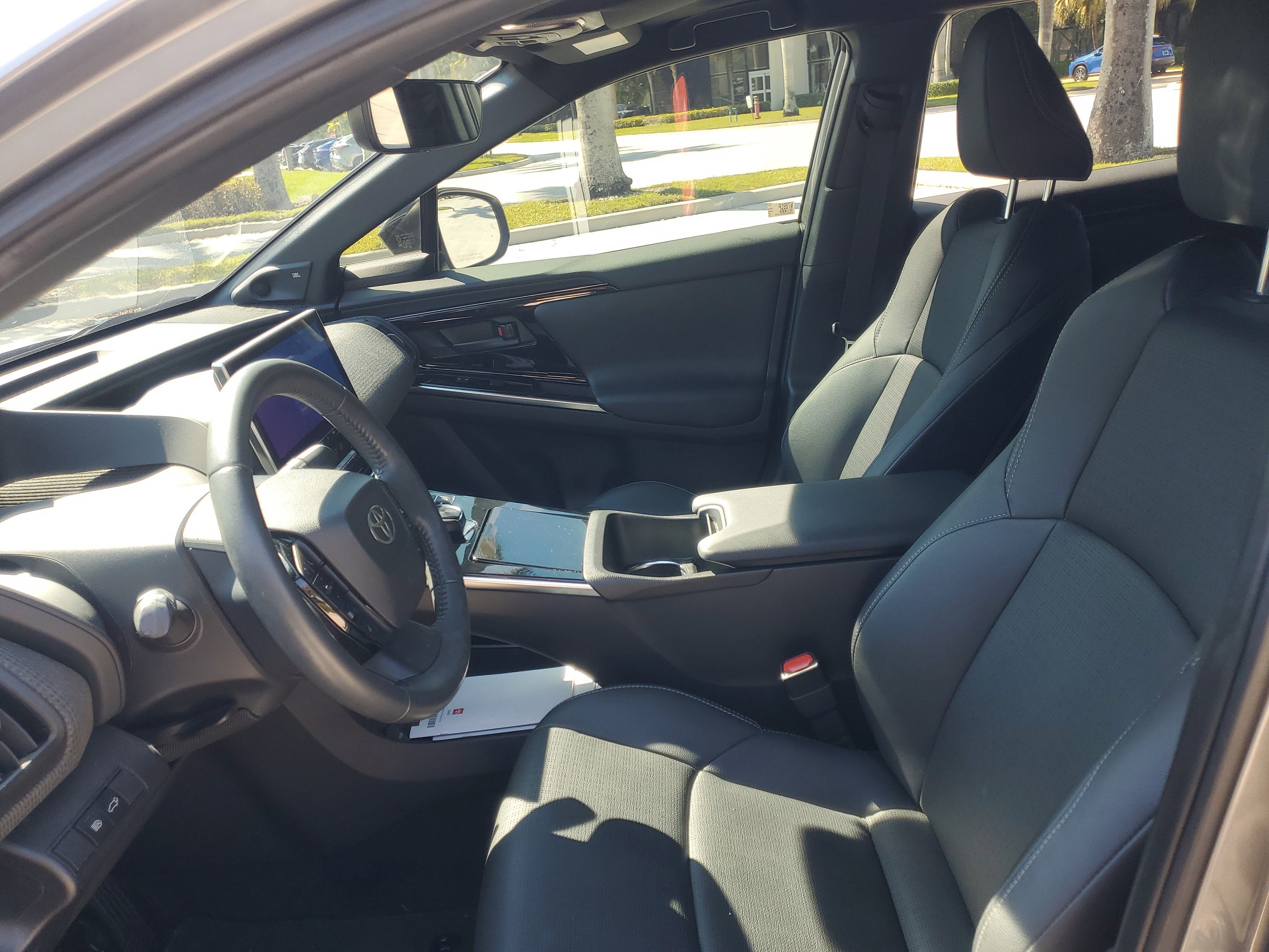 Used 2023 Toyota bZ4X Limited w/ Weather Package AWD/4WD image 19