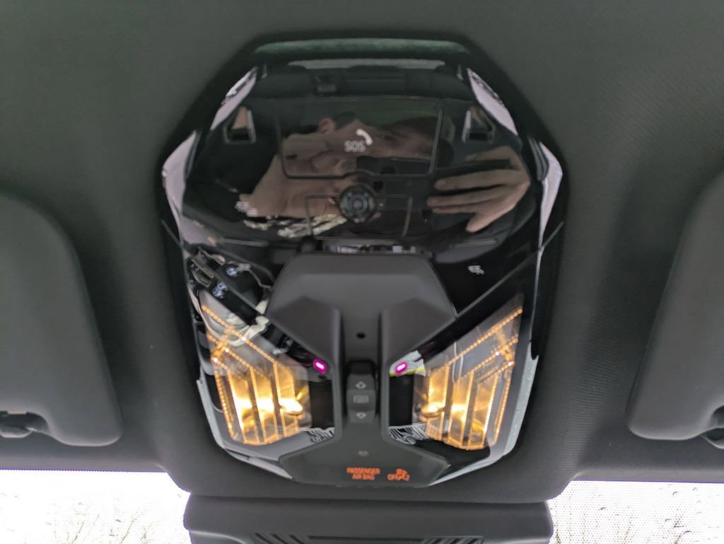 Used 2025 BMW X3 xDrive30i w/ Premium Package image 15