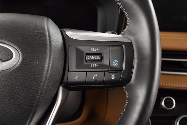 Used 2023 INFINITI QX60 Sensory image 32