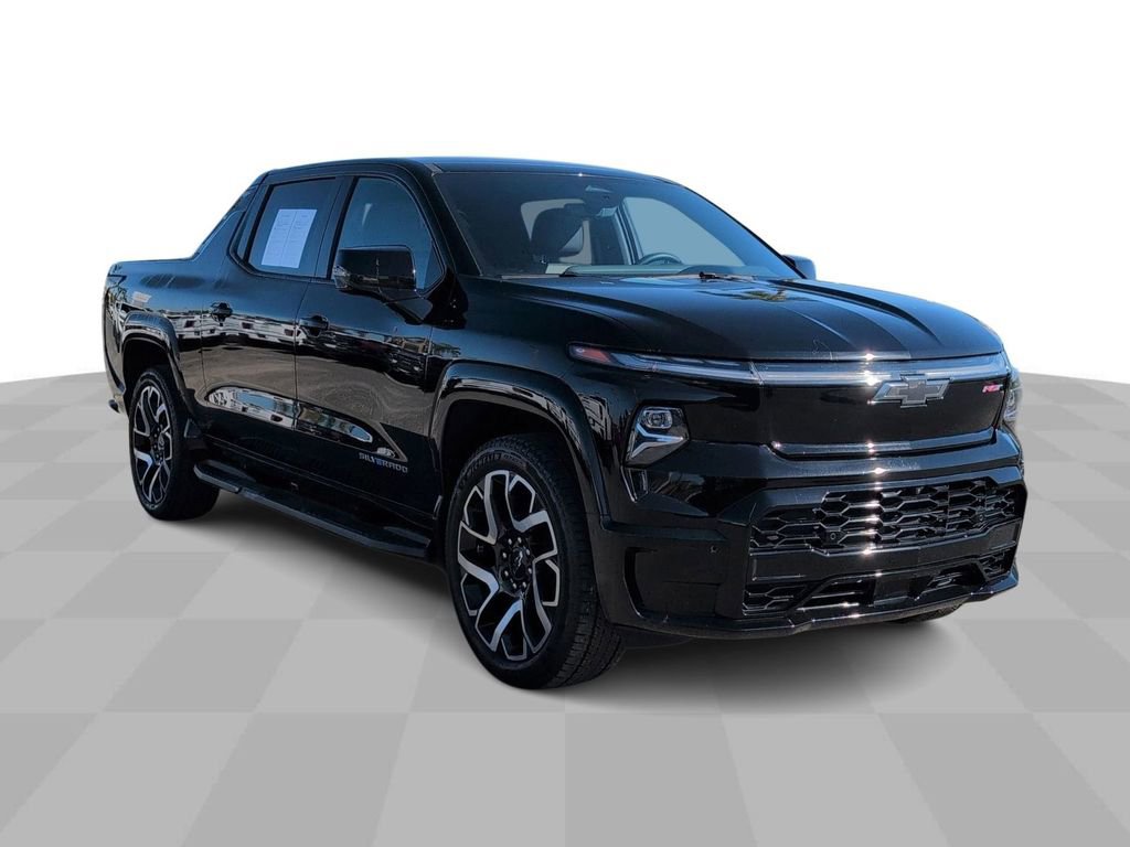 Used 2024 Chevrolet Silverado EV RST image 3