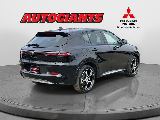 Used 2024 Alfa Romeo Tonale Ti image 2