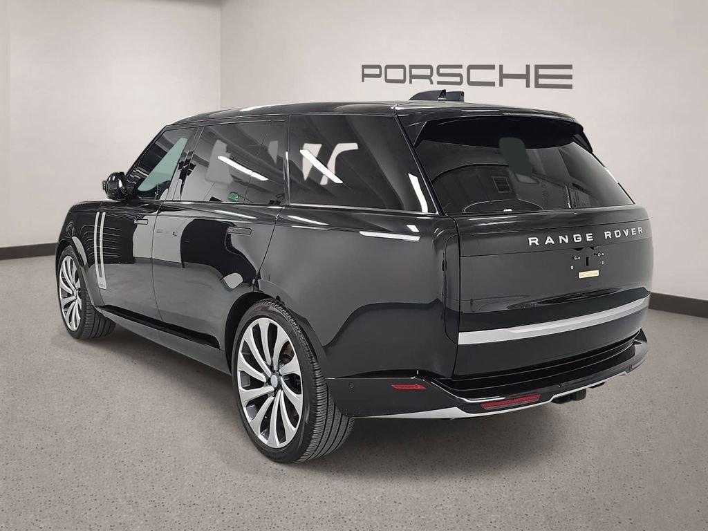 Used 2024 Land Rover Range Rover Long Wheelbase Autobiography AWD/4WD image 3