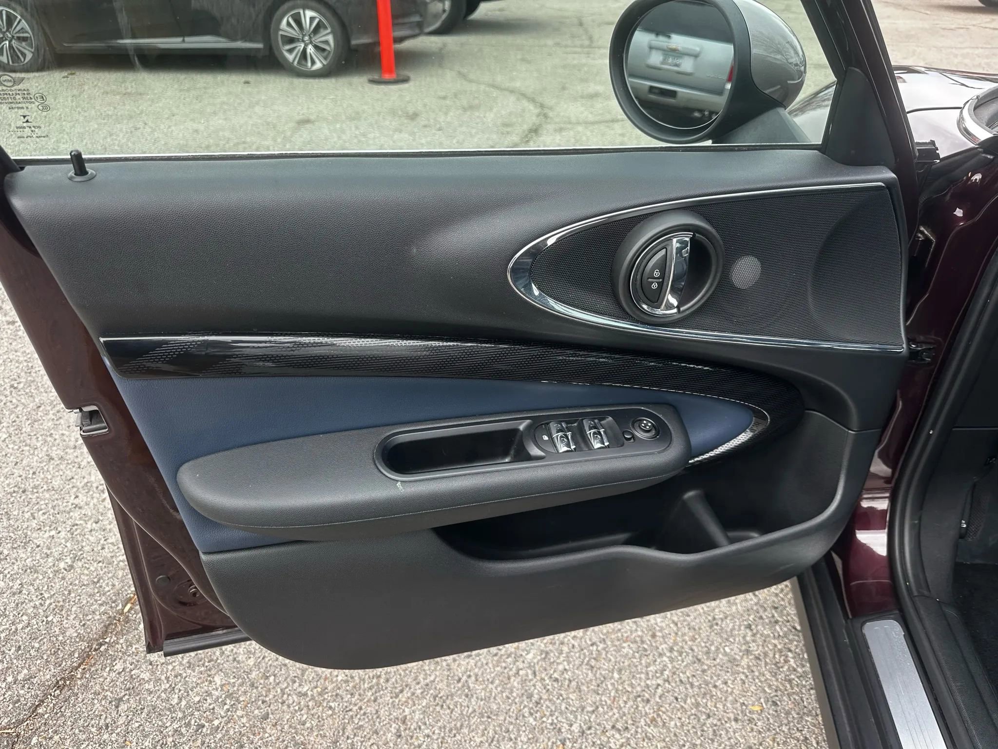 Used 2017 MINI Cooper Clubman image 12