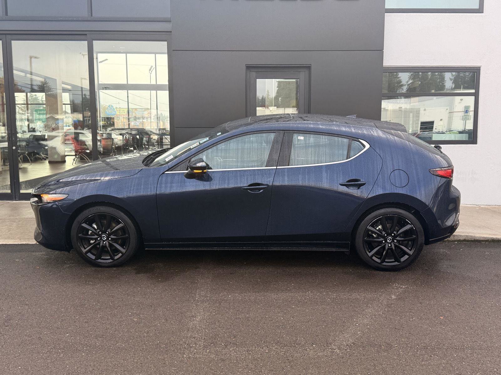 Used 2019 MAZDA MAZDA3 AWD Hatchback w/ Premium Pkg image 1