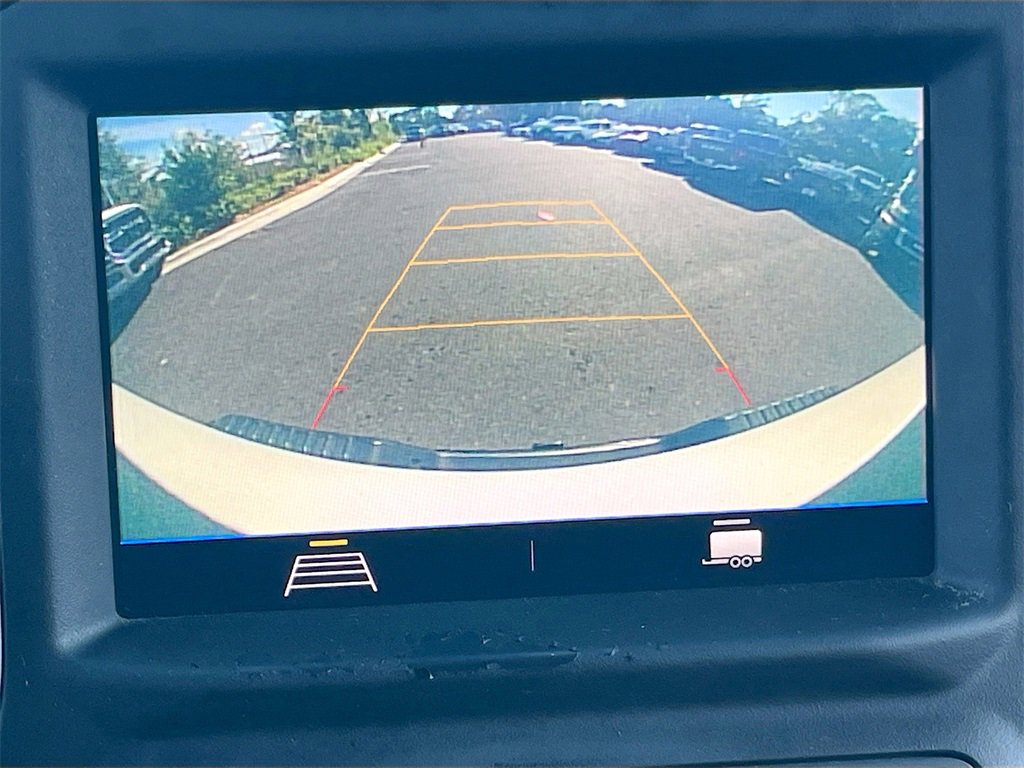 Used 2021 Chevrolet Silverado 2500 Custom w/ Custom Value Package image 13