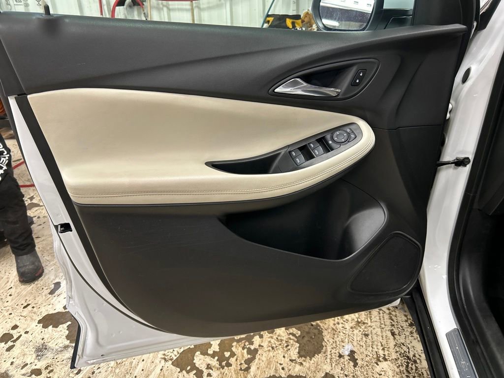 Certified 2023 Buick Encore GX Select w/ Safety Package II image 14