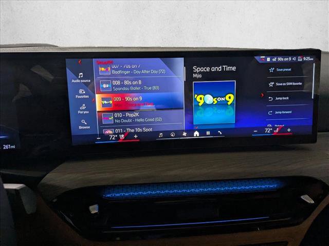 Used 2025 BMW i4 xDrive40i image 12