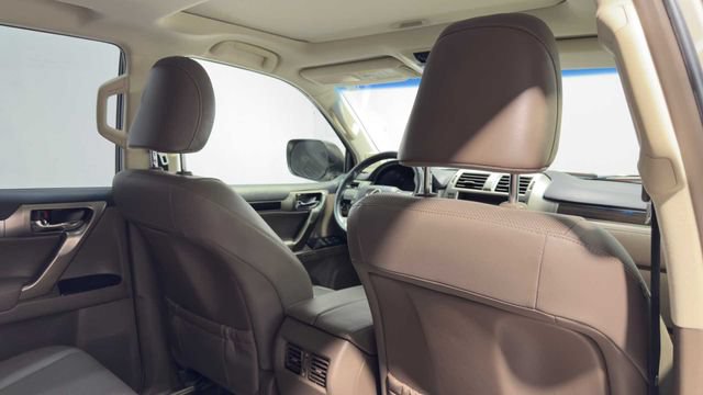 Used 2016 Lexus GX 460 w/ Navigation Package AWD/4WD image 17