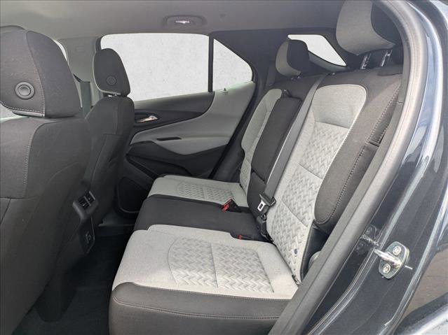 Used 2023 Chevrolet Equinox LT w/ Driver Convenience Package image 17