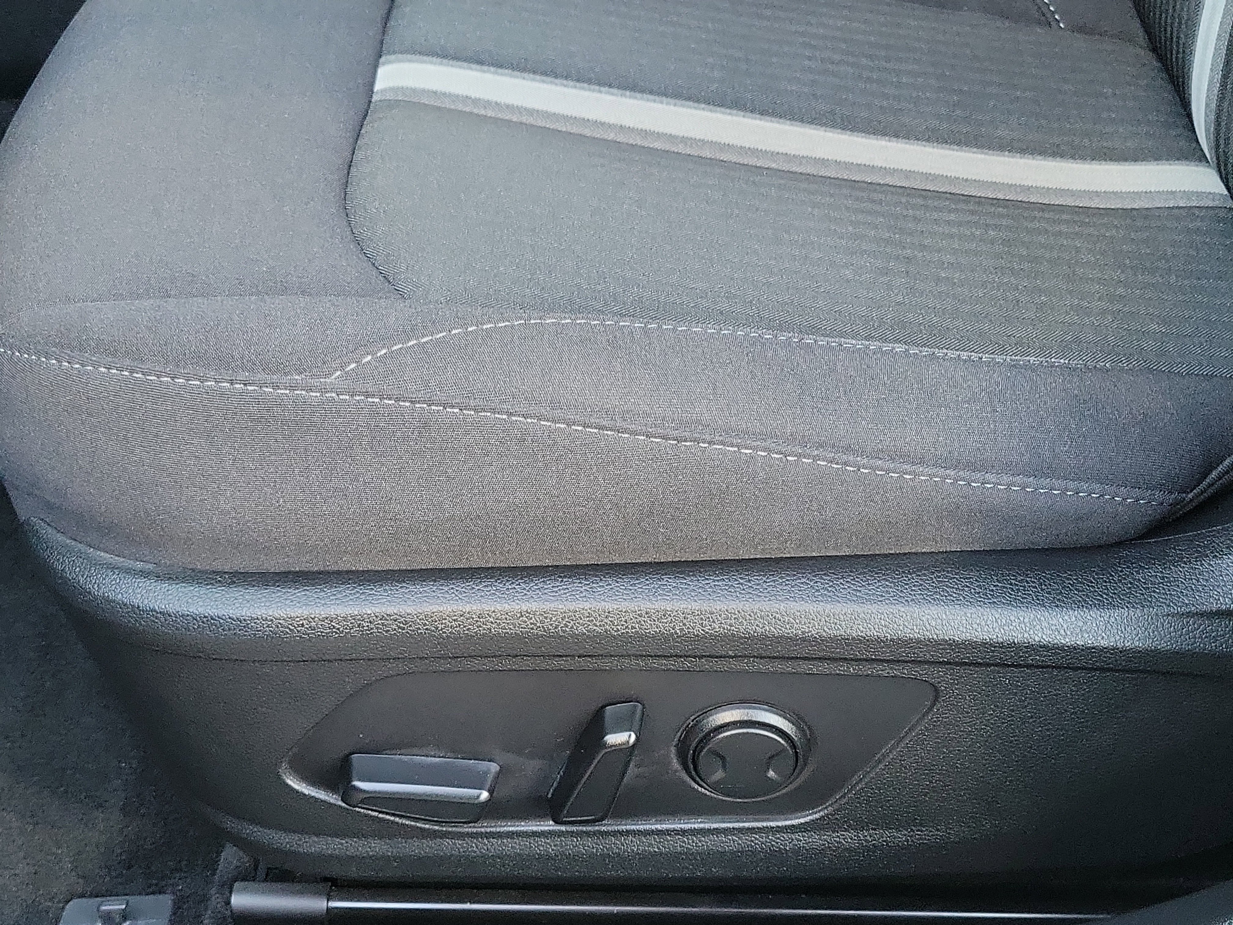 Certified 2023 Hyundai Sonata SEL w/ Convenience Package image 17