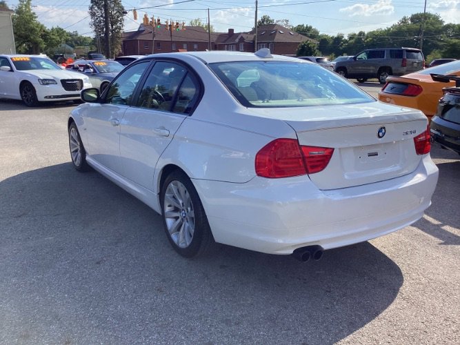Used 2011 BMW 328i Sedan image 4