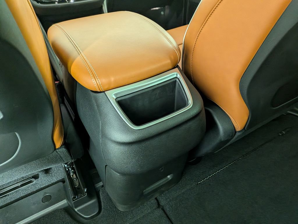 New 2026 Chrysler Pacifica Pinnacle w/ Trailer Tow Group image 36