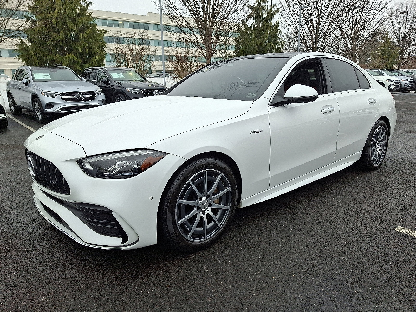 Used 2023 Mercedes-Benz C 43 AMG 4MATIC Sedan image 3