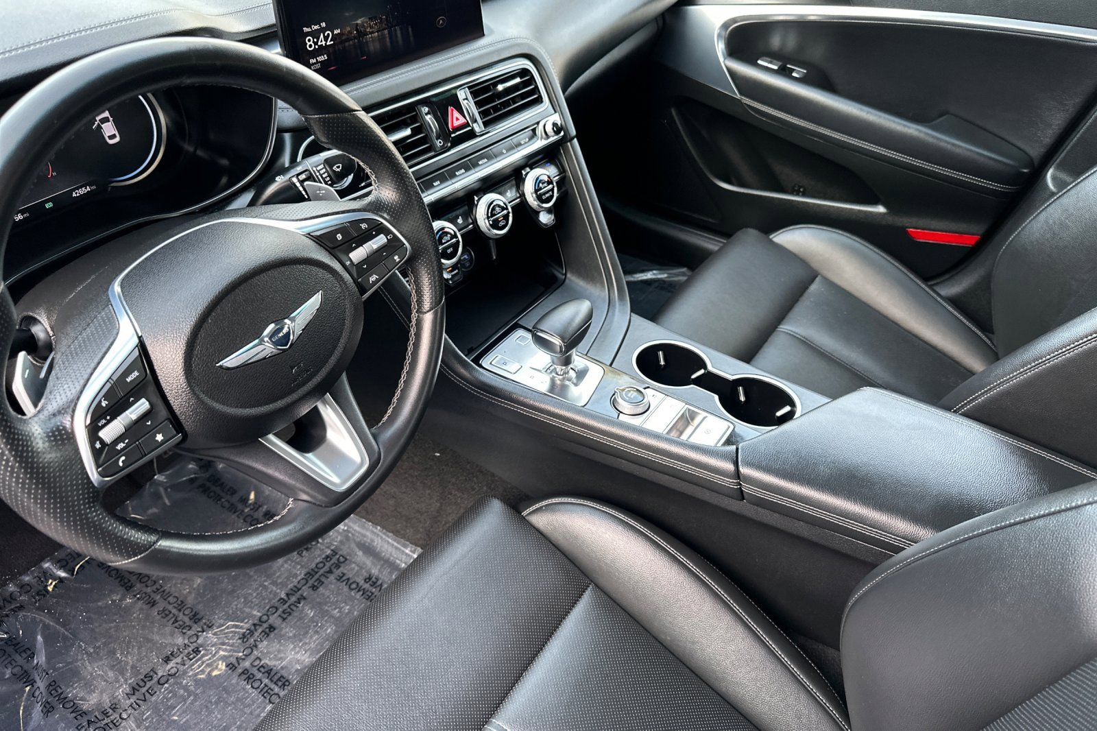 Used 2023 Genesis G70 2.0T image 11