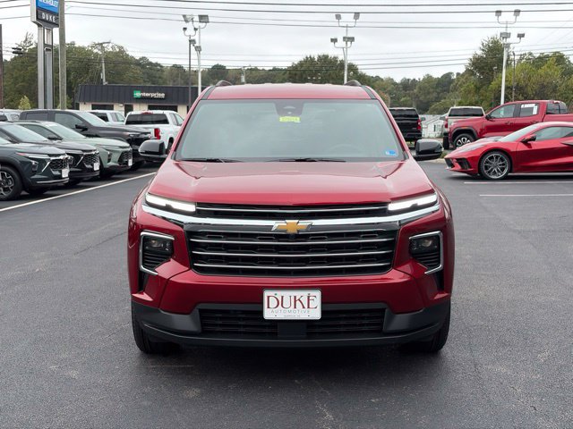 New 2027 Chevrolet Traverse LT w/ LPO, Cargo Package FWD image 11