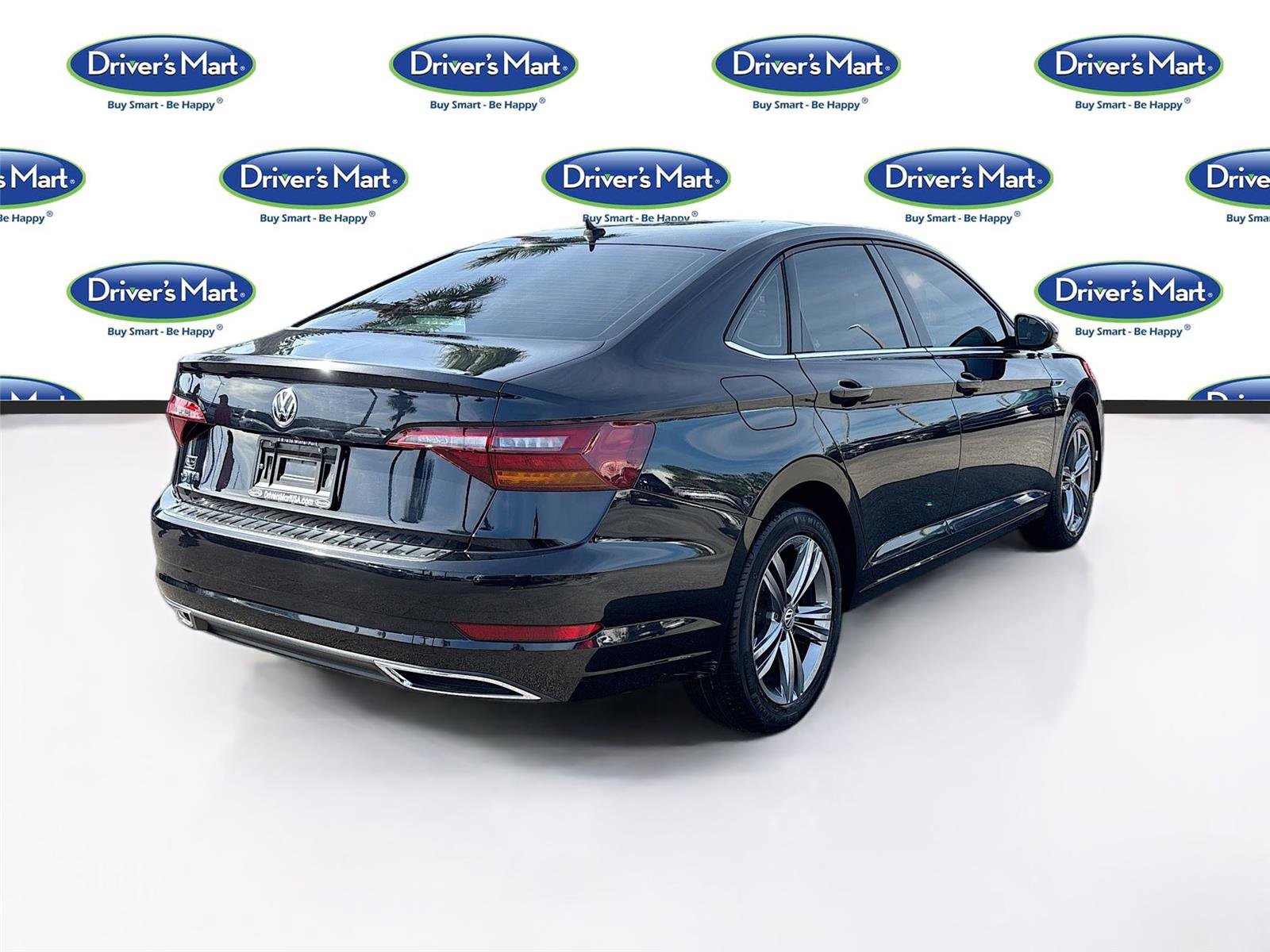 Used 2019 Volkswagen Jetta R-Line w/ R-Line Cold Weather Package image 7