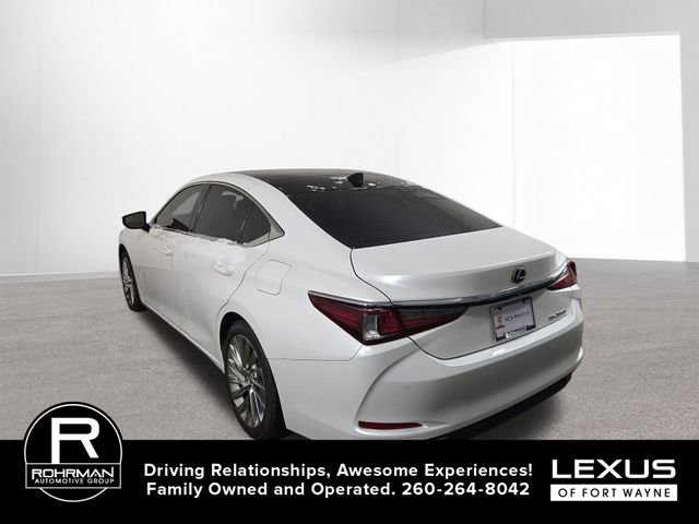 Used 2020 Lexus ES 350 Ultra Luxury w/ Accessory Package image 10