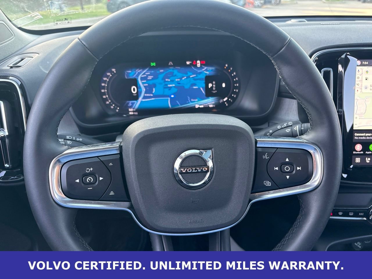 Certified 2024 Volvo XC40 B5 Plus w/ Protection Package Premier AWD/4WD image 25