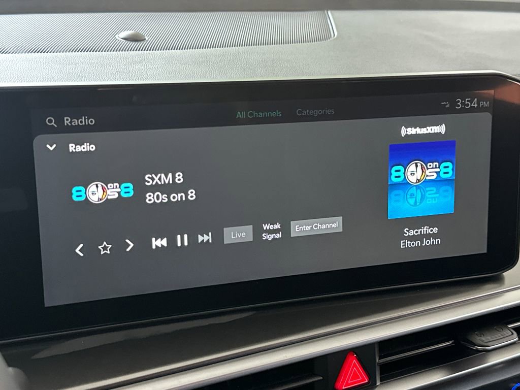 Used 2025 Kia Sorento S image 9