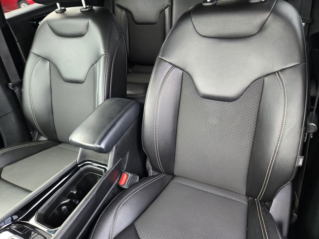 Used 2023 Jeep Compass Altitude image 18