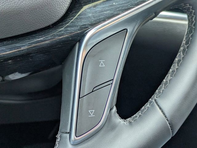 Certified 2025 Cadillac XT5 Premium Luxury AWD/4WD image 32