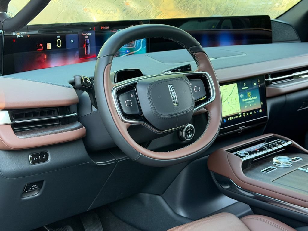 New 2026 Lincoln Navigator Reserve AWD/4WD image 28