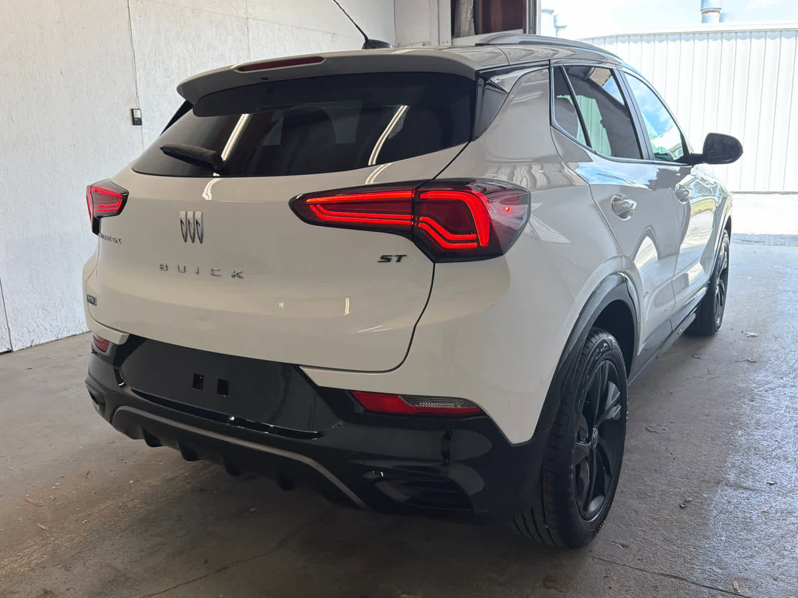 Used 2024 Buick Encore GX Sport Touring w/ Comfort Package image 5