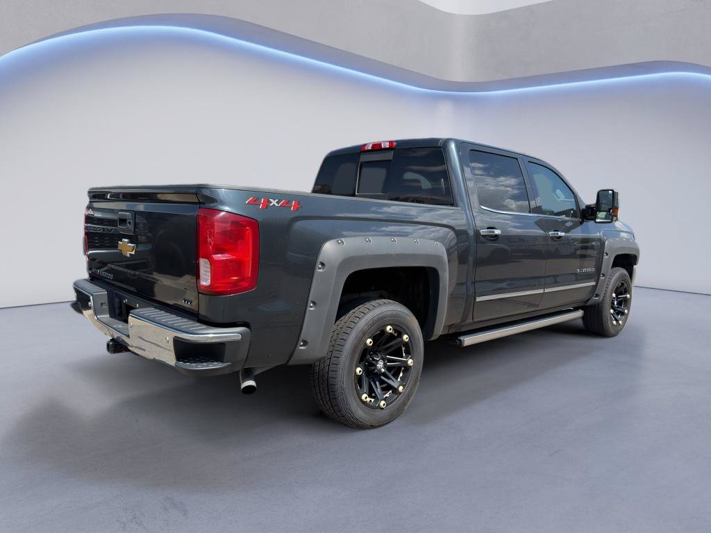 Used 2018 Chevrolet Silverado 1500 LTZ w/ LTZ Plus Package AWD/4WD image 5